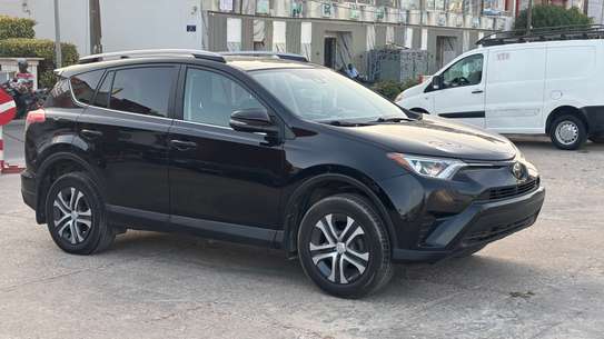 TOYOTA RAV4 (4x4) image 5