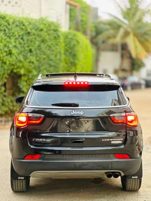 Jeep compas moteur 1.4 année 2017 image 3
