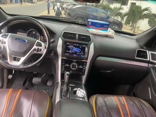 Location Ford Explorer image 3