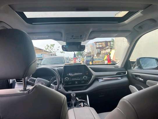 TOYOTA HIGHLANDER LIMITED 2022 AWD image 9