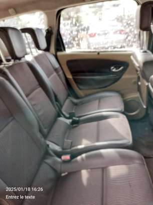 Renault Scenic 2010 image 4