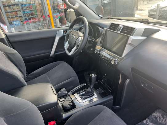 Toyota Prado TXL image 6