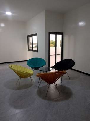 Maison standing 4 chambres 5 salles de bain et wifi ngaparou image 9