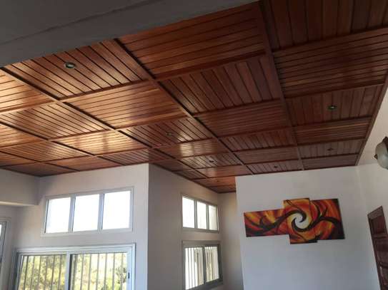 Plafond en bois image 3