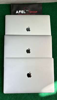 MacBook Pro 2019 Touch Bar image 2