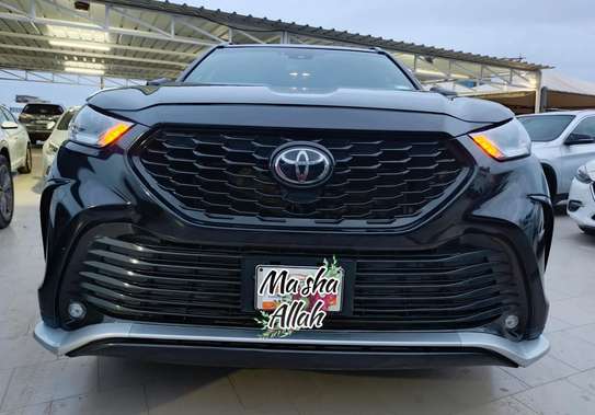 Toyota highlander 2022 platinum image 8