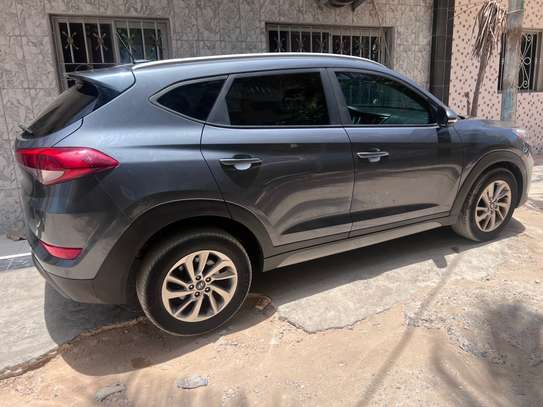 Hyundai Tucson image 13