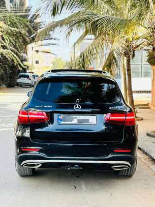 Glc 300 2016 full option toit ouvrant image 9