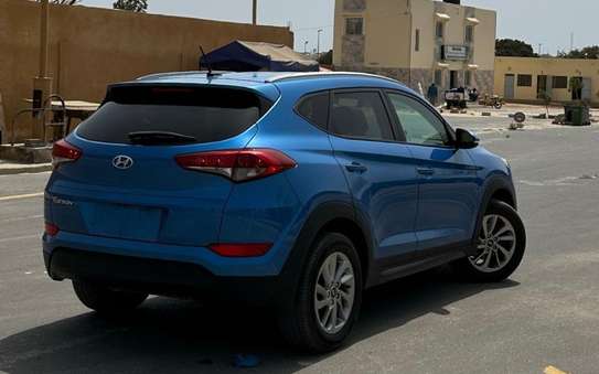 Hyundai Tucson 2.0 récemment muté image 3