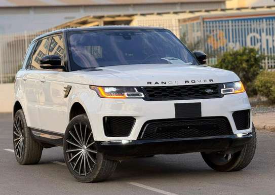 Range Rover image 3