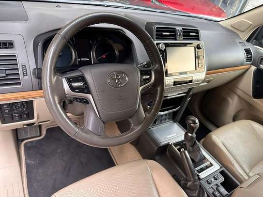 Toyota Land cruiser VX 2019 image 11