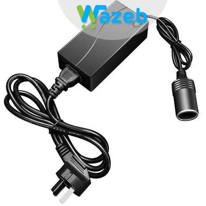Convertisseur Allume Cigare 12V vers prise 220V image 1