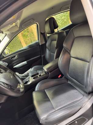 Renault sm6 image 11