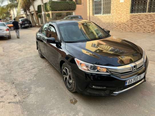 Honda Accord image 2