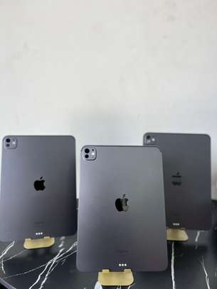 IPAD PRO M4 11POUCE image 1