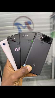 iPhone 12 Pro Max 256 gigas image 2