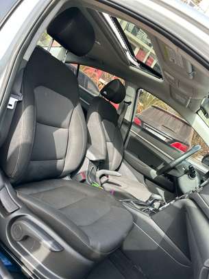 Hyundai elantra image 9