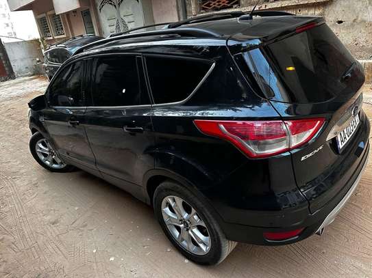Ford escape Titanium image 2
