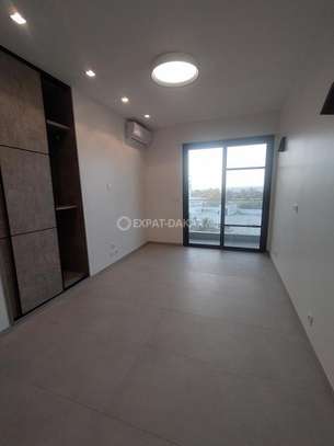 Magnifique duplex à louer aux Almadies image 10