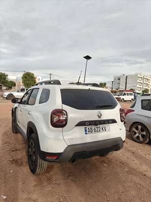 Renault Duster 4x4 Blanc SUV ANNEE 2019 image 10