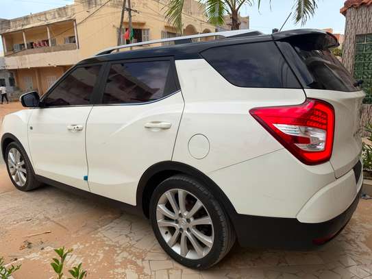 Ssangyong TIVOLI 2016 image 13