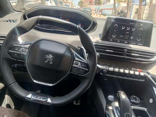 Peugeot 3008Gt 2018 image 11