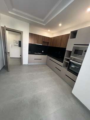 Grand standing F5 à la cité Africa image 9