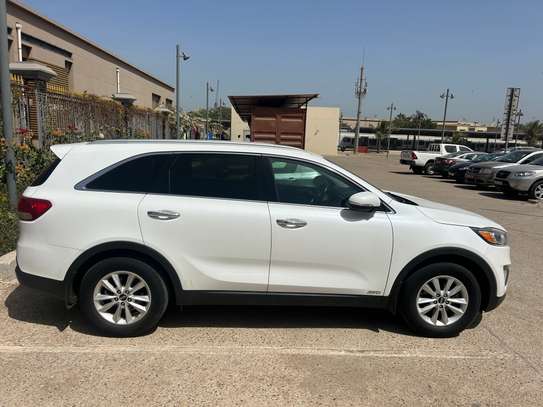 Kia Sorento 2016 image 5