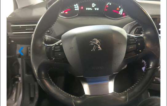 Peugeot 308 Break déjà mutée image 7