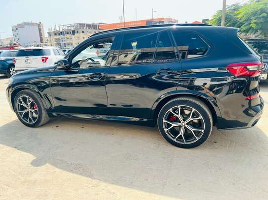 Bmw x5 2019 image 2