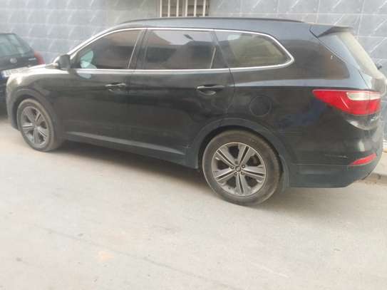 Hyundai Grand santafé 7places image 3