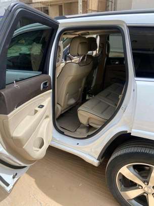 Jeep image 6