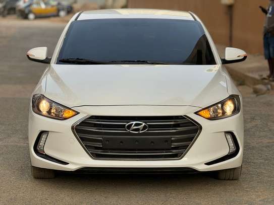 Hyundai avante image 1