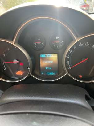 CHEVROLET CRUZE image 5