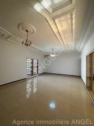 Ref_1629_ PL Grande Villa à louer au Point E image 6
