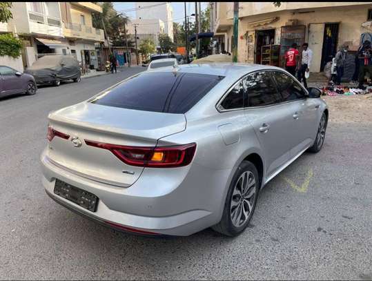 Automobile image 14