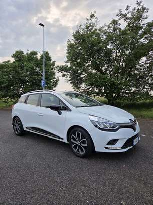 Renault Clio Berline Blanche Toit Ouvrant Jantes Alliage image 2