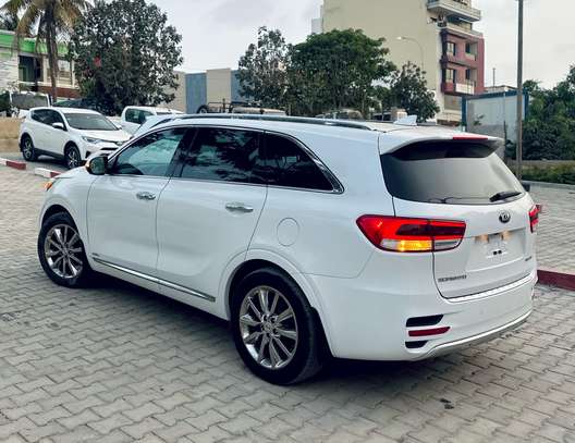 Kia Sorento 7 places 2017 image 8