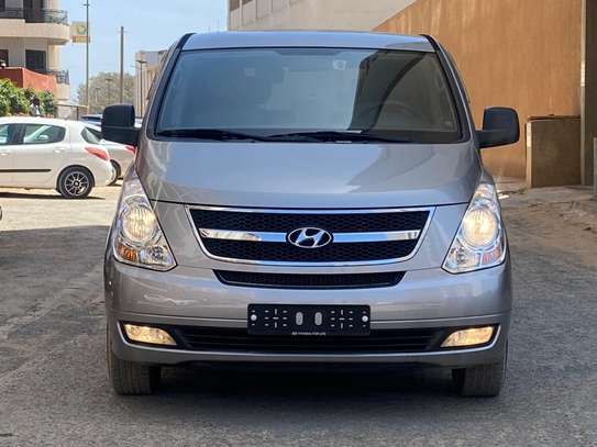 Hyundai Starex 2015 image 2