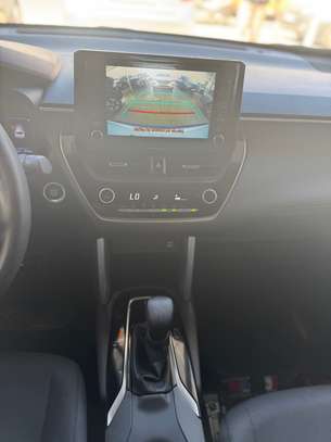 Toyota Corolla cross 2023 image 9