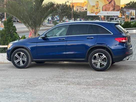 Mercedes GLc 300 image 3