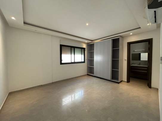 Beau F5 au Almadies King Fahd pour habitation ou bureau image 14