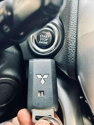 MITSUBISHI ECLIPSE 2019 image 8