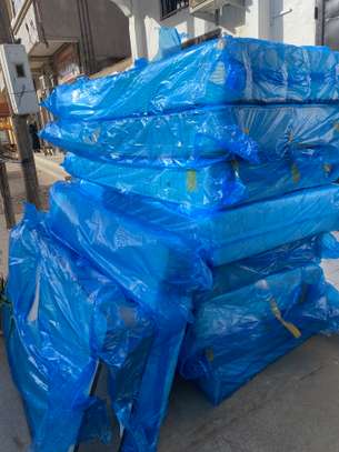 Matelas confort durable plusieurs tailles emballé plastique image 7
