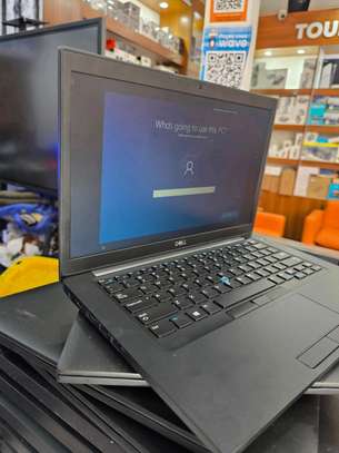 Dell latitude Latitude 7490 image 4