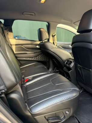 Hyundai santafe 2019 image 7