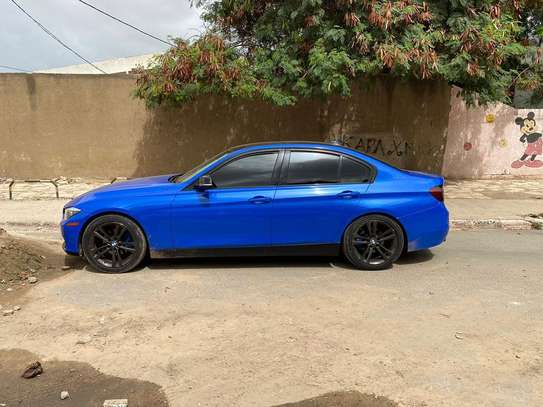 BMW Série 3  2014 image 2