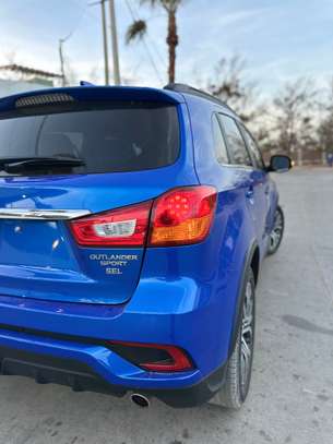 Mitsubishi outlander image 11