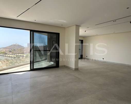 Appartement F4 à louer Corniche Ouest image 4
