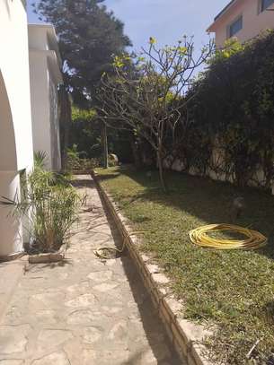 Villa à louer au Plateau pour Habitation ou bureaux image 8